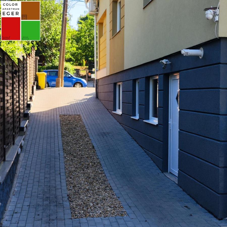 Color Apartmanok Eger Buitenkant foto