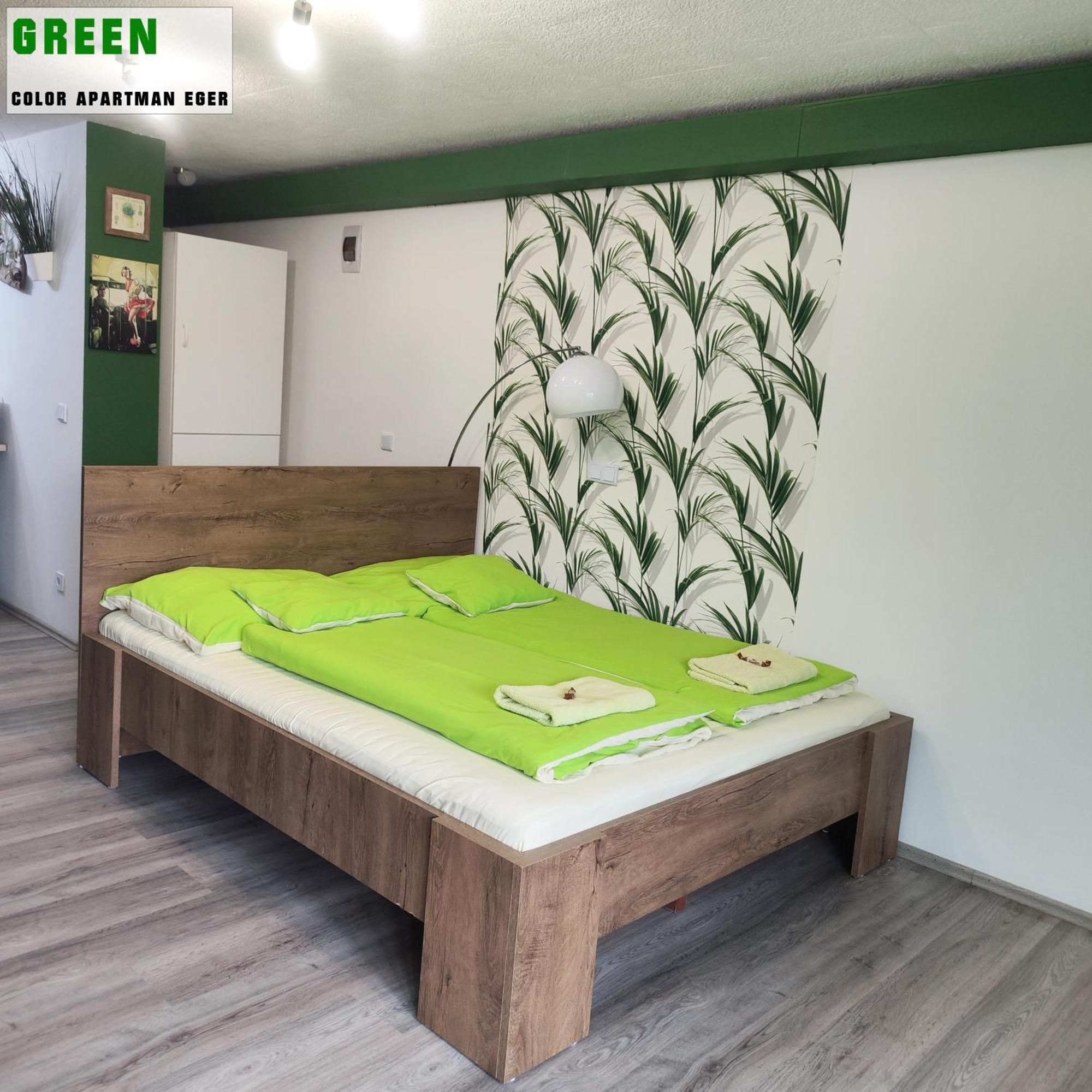 Color Apartmanok Eger Buitenkant foto