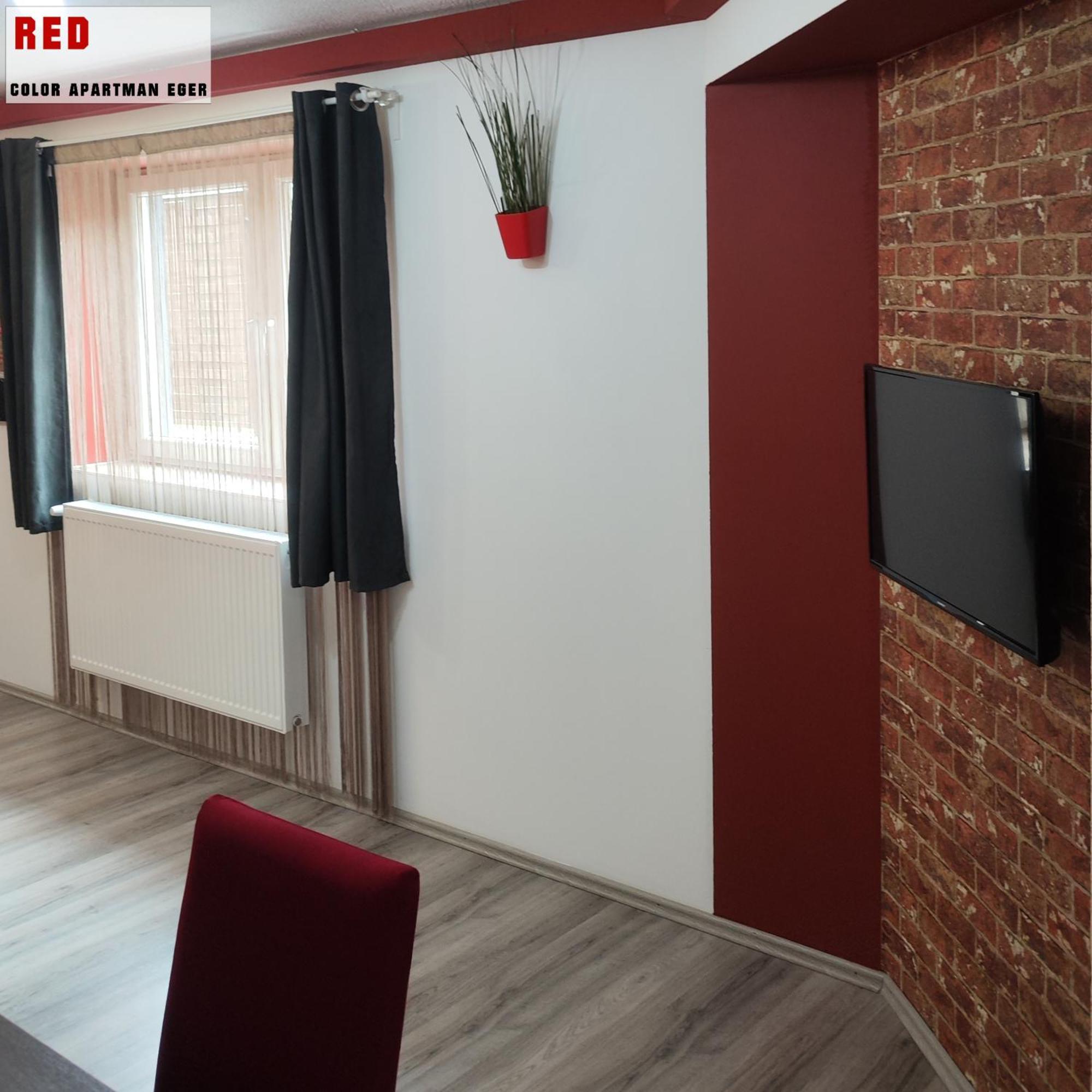 Color Apartmanok Eger Buitenkant foto