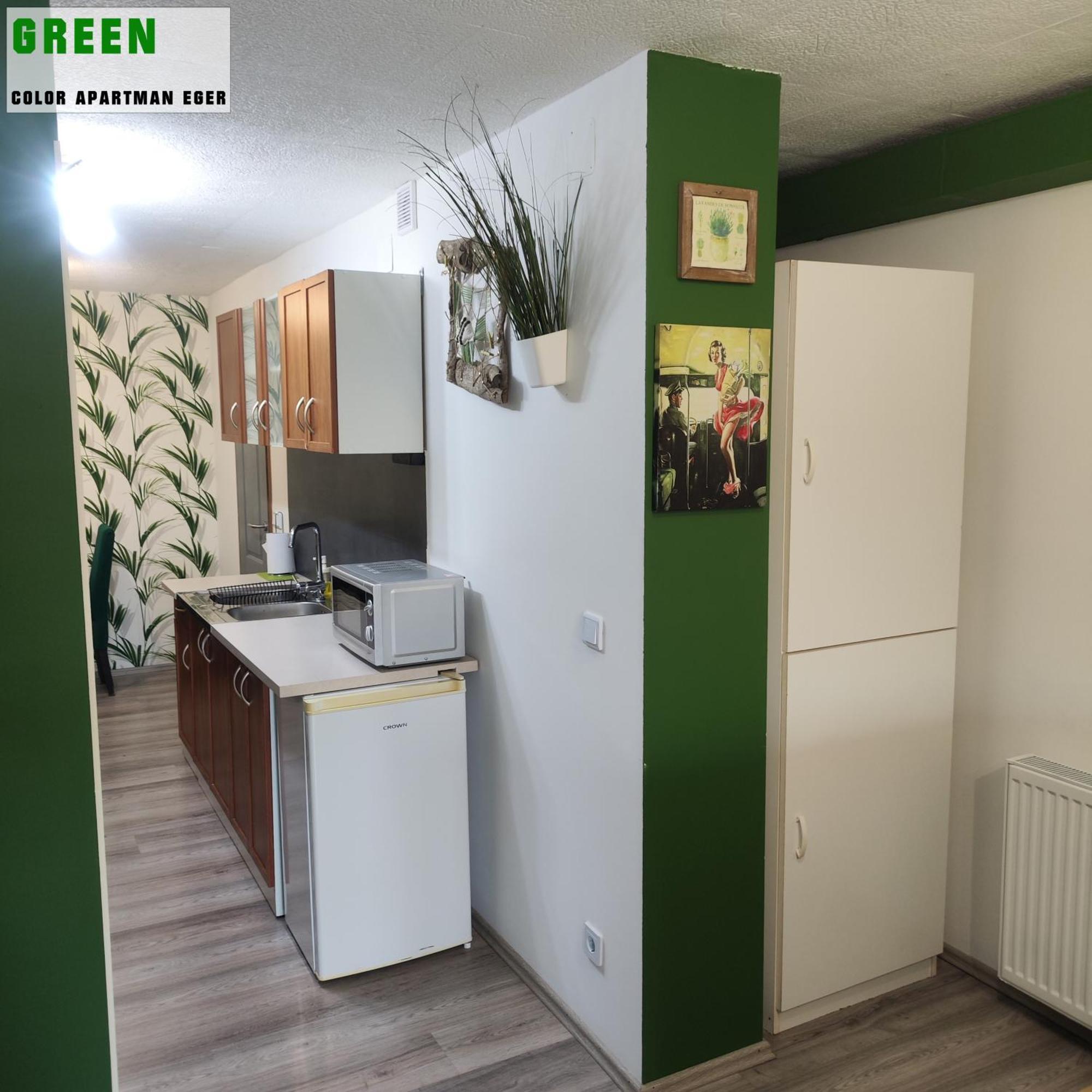 Color Apartmanok Eger Buitenkant foto